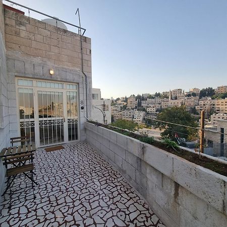 Downtown Living Boutique Apartments Амман Экстерьер фото