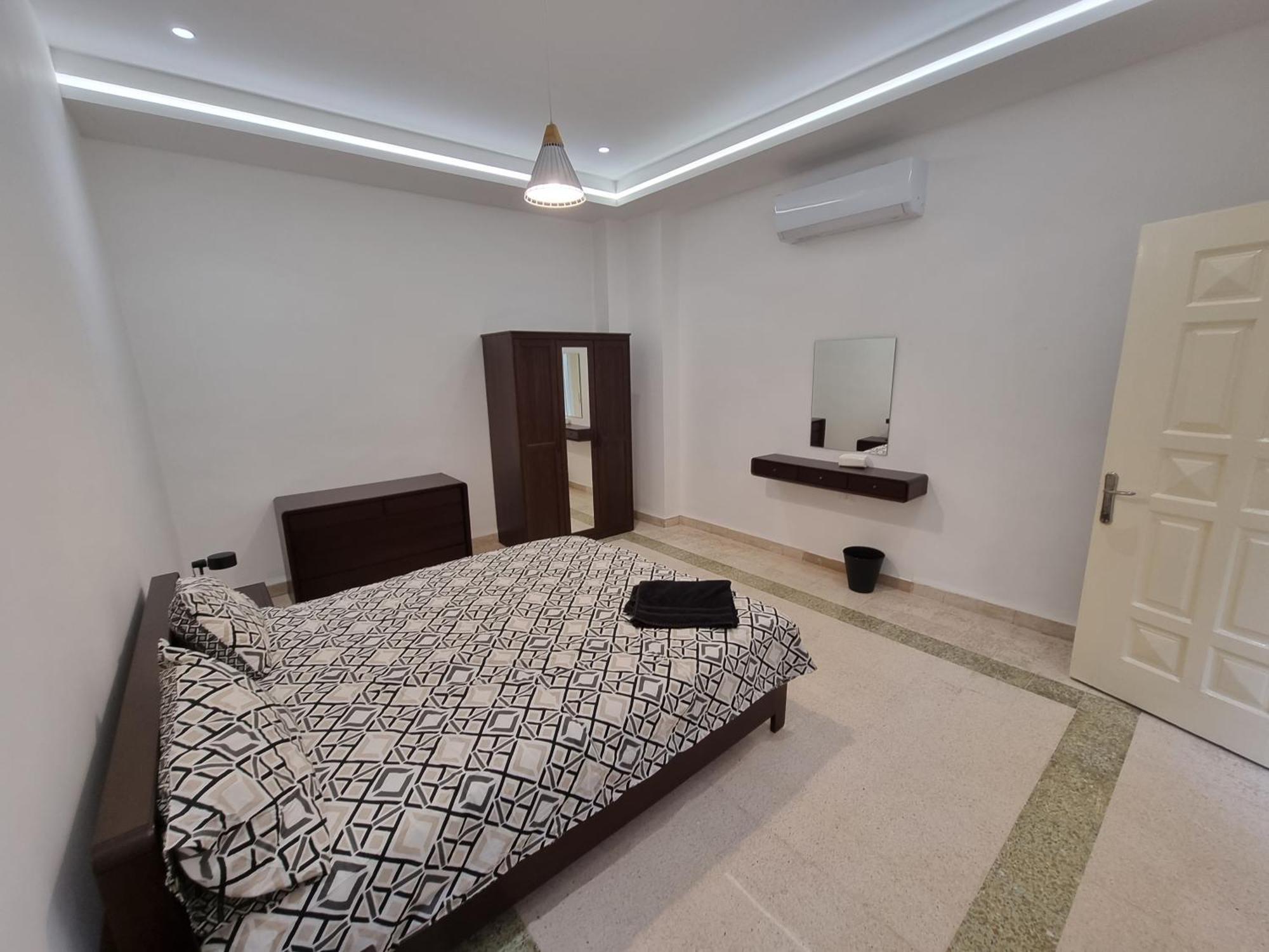 Downtown Living Boutique Apartments Амман Экстерьер фото